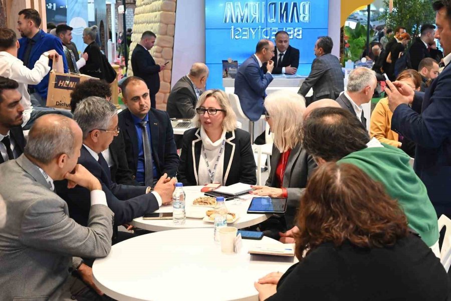 Kemer, İngiltere’de Tanıtılıyor