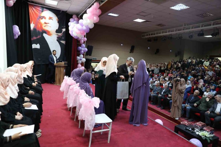 Kur’an-ı Kerim’i Ezberlediler, İcazetlerini Aldılar