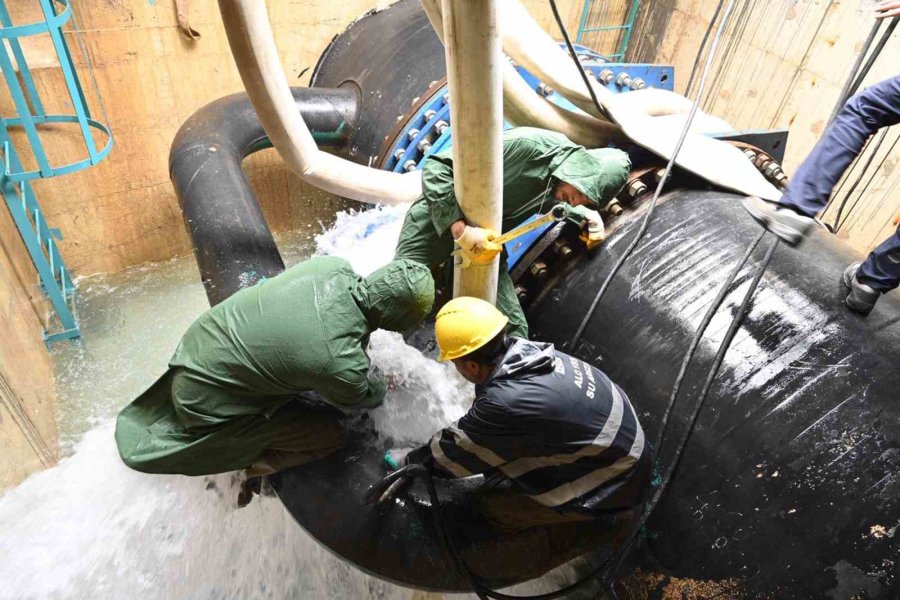 Başkan Altay: "içme Suyu Şebekesindeki Büyük Arızayı Tedbirler Sayesinde Kısa Sürede Çözüme Kavuşturduk"