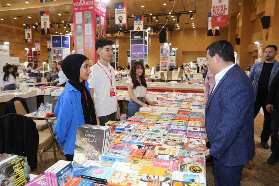 Tütüncü: “binlerce Kitap Antalyalı Okurları Bekliyor”