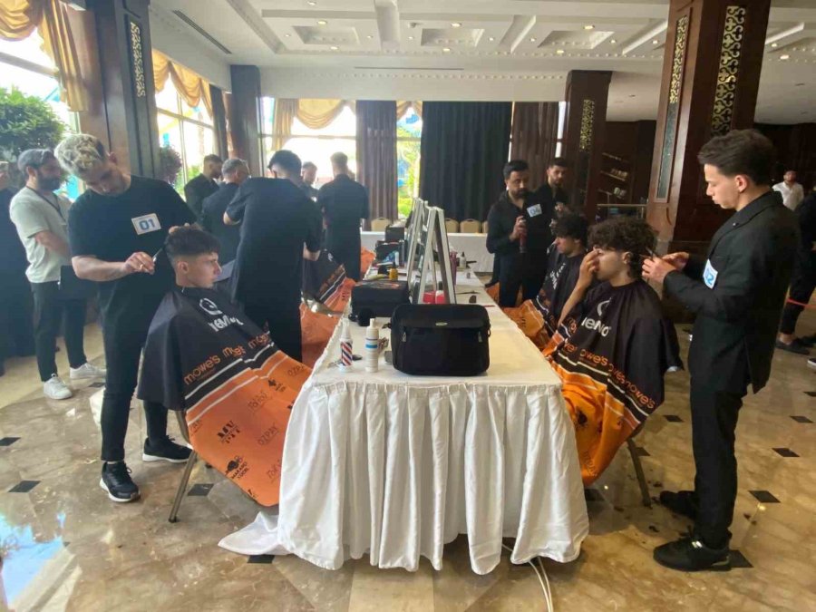 Antalya’da Kuaförler 100 Bin Lira Ödül İçin Ter Döktü