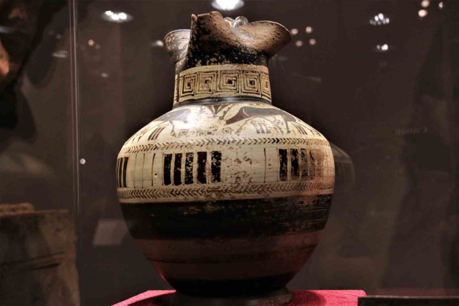 Amerika’dan Getirilen Tarihi Eserler İsrailli Çiftin Kaçak Koleksiyonundan Çıktı