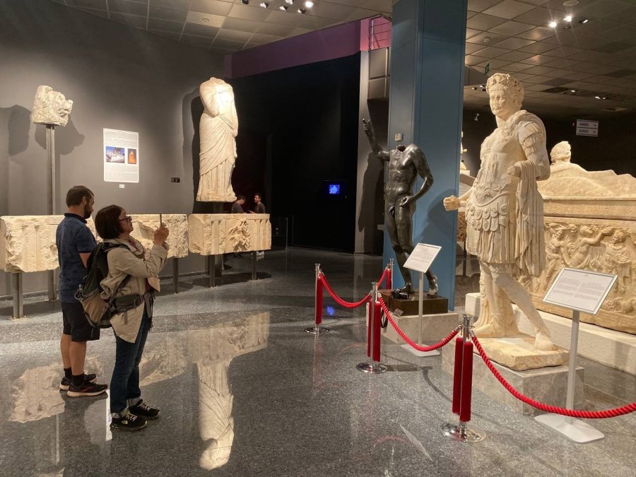 Amerika’dan Getirilen Tarihi Eserler İsrailli Çiftin Kaçak Koleksiyonundan Çıktı