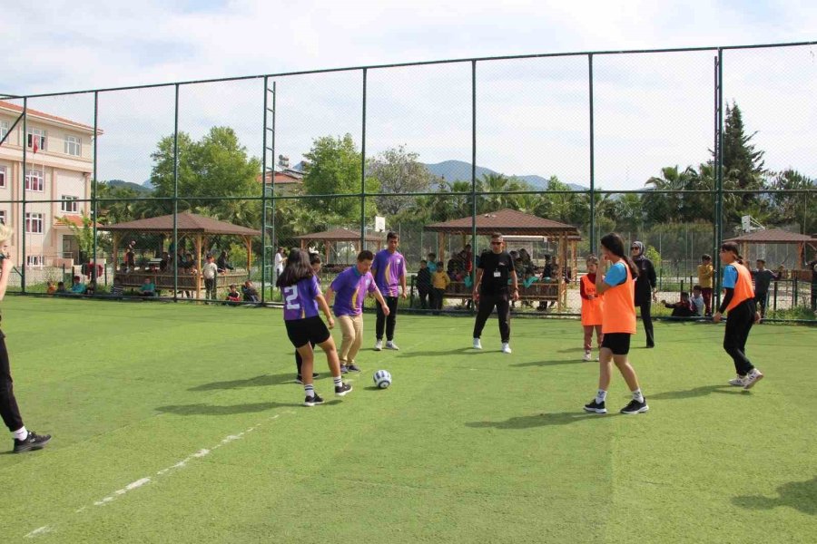 Kumluca’da Down Sendromlular Futbol İl Şampiyonası Yapıldı