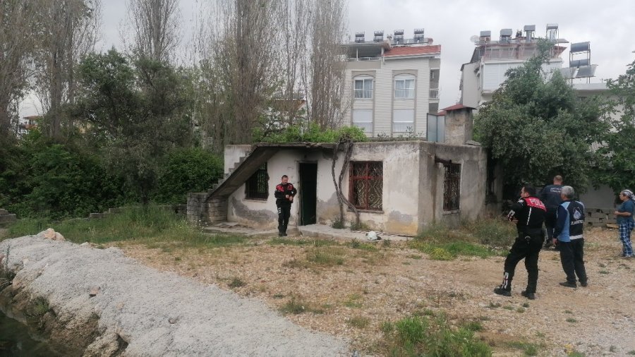 Metruk Binadaki Yangın Ekipleri Alarma Geçirdi