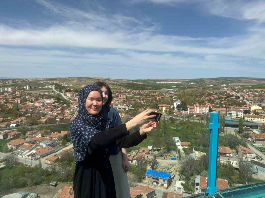 Kayabaşı Cam Seyir Terası’nın İlk Misafirleri Güney Kore’den
