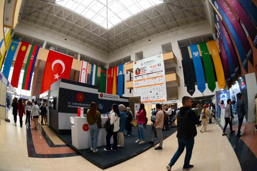 Binlerce Genç Yeteneğin Kariyer Fırsatları İçin Bir Araya Geldiği İkaf’23 Sona Erdi