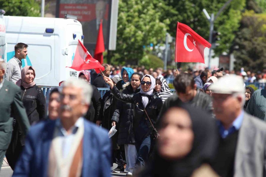 Kayserililerin "erdoğan" Sevgisi