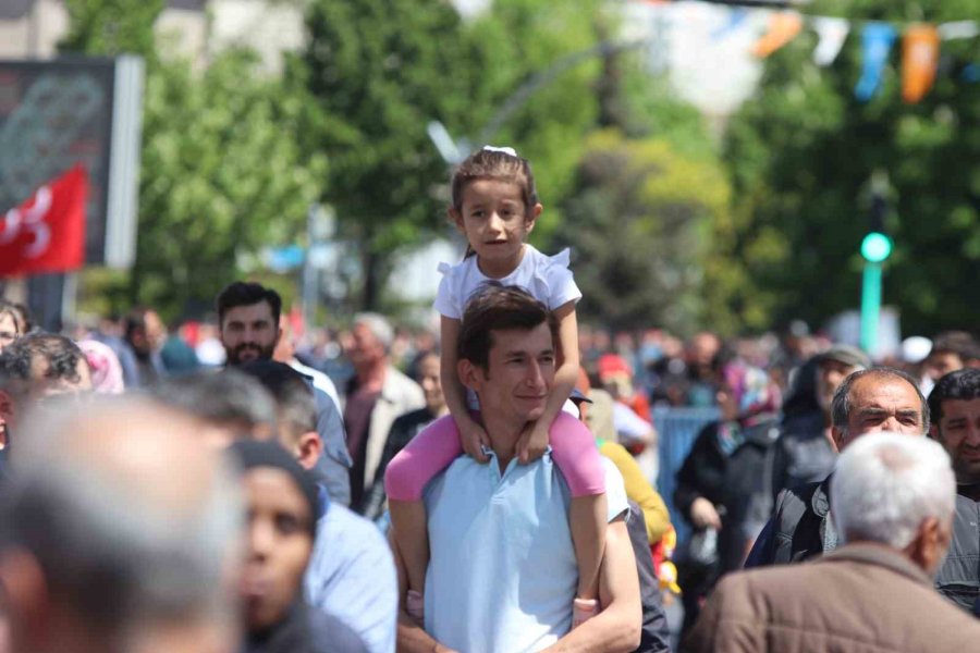 Kayserililerin "erdoğan" Sevgisi