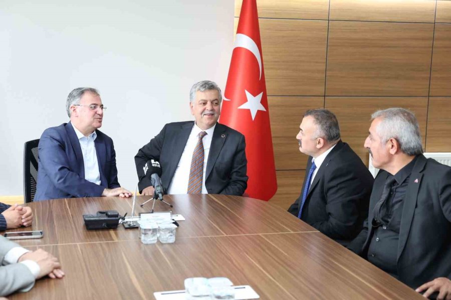 Mhp’li Adaylardan Başkan Özdoğan’a Ziyaret