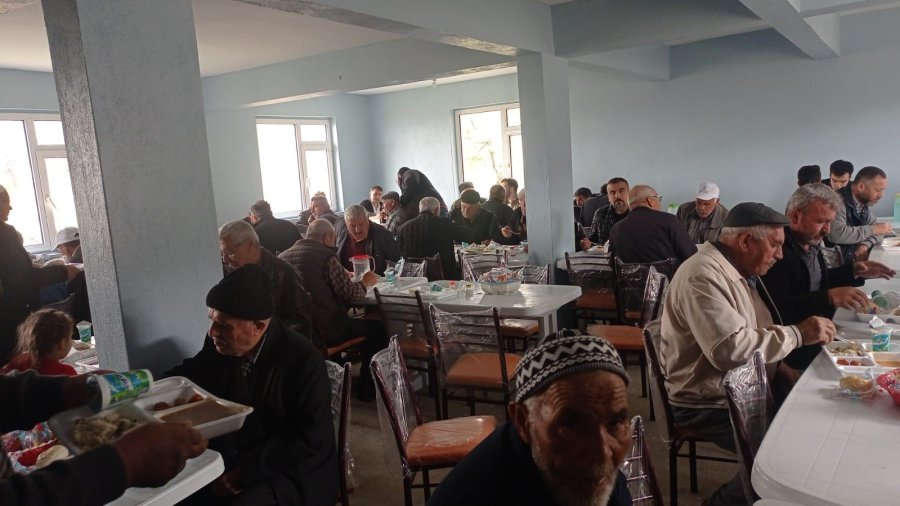 Karaçamlılar, Köy Günü’nde Bir Araya Geldi