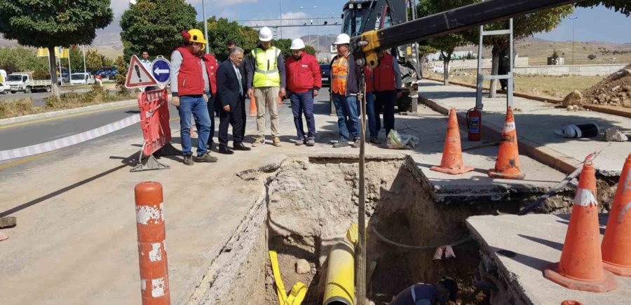 Büyükşehir’den Aylık 50 Kilometrelik Altyapı Kazı Talebi