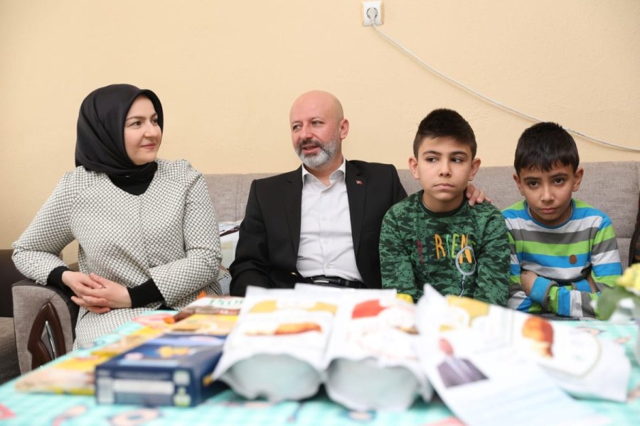 Kocasinan Belediyesi, Çölyaklılara 6 Yılda 5 Bin 77 Çölyak Paketi Dağıttı