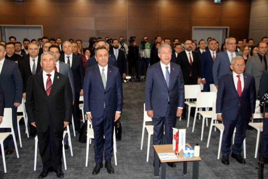 Bakan Akar: "faaliyetleri Başarıyla Devam Ettirebilmek İçin Her Alanda Güçlü Olmaktan Başka Çare Yok"