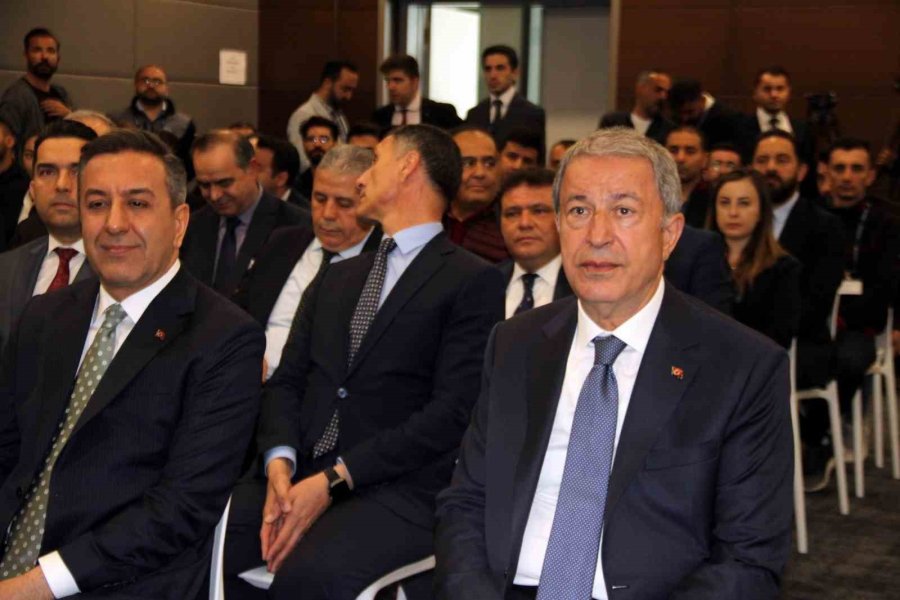 Bakan Akar: "faaliyetleri Başarıyla Devam Ettirebilmek İçin Her Alanda Güçlü Olmaktan Başka Çare Yok"