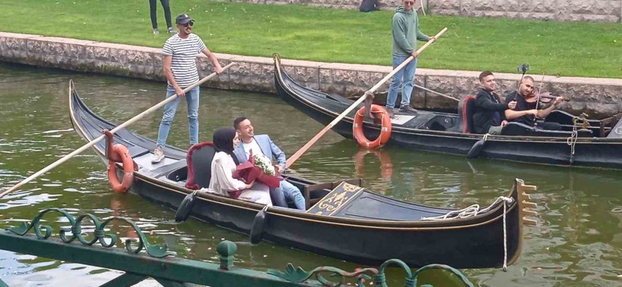 Porsuk Çayında Evlilik Teklifi