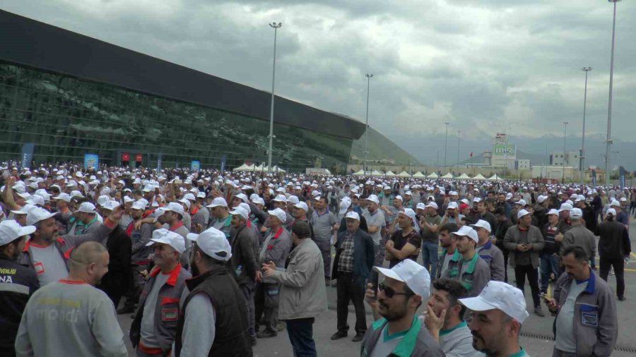 Ertekin Müjdeyi Şenlikte Verdi: “ücret İyileştirmesi Yapmamız Mecbur Hale Geldi”
