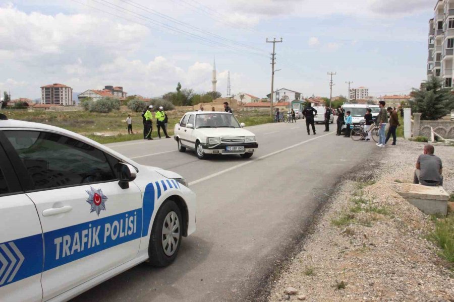 Karaman’da Otomobilin Çarptığı 7 Yaşındaki Çocuk Yaralandı