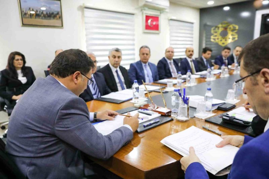 Vali Çiçek: “seçim Sürecinin İlimizde Huzur Ve Güven İçerisinde Geçmesi İçin Gerekli Tedbirler Alınmıştır”