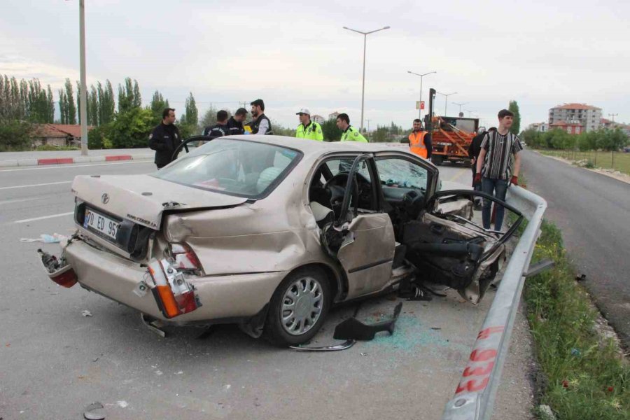 Karaman’da Otomobil İle Hafif Ticari Araç Çarpıştı: 7 Yaralı