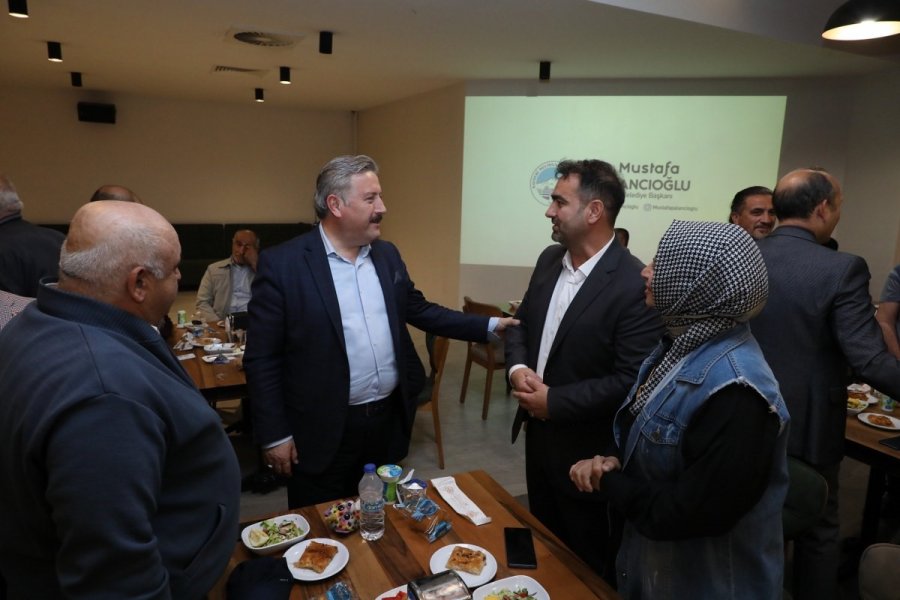 Başkan Palancıoğlu, Emekli Olan Personel Ve Ailesi İle Bir Araya Geldi