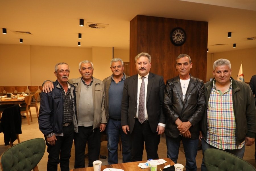 Başkan Palancıoğlu, Emekli Olan Personel Ve Ailesi İle Bir Araya Geldi