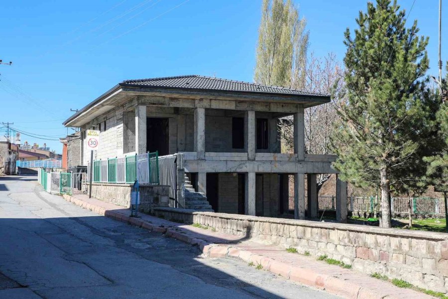 Talas’ın Çok Yönlü Sosyal Tesis Atağı Devam Ediyor