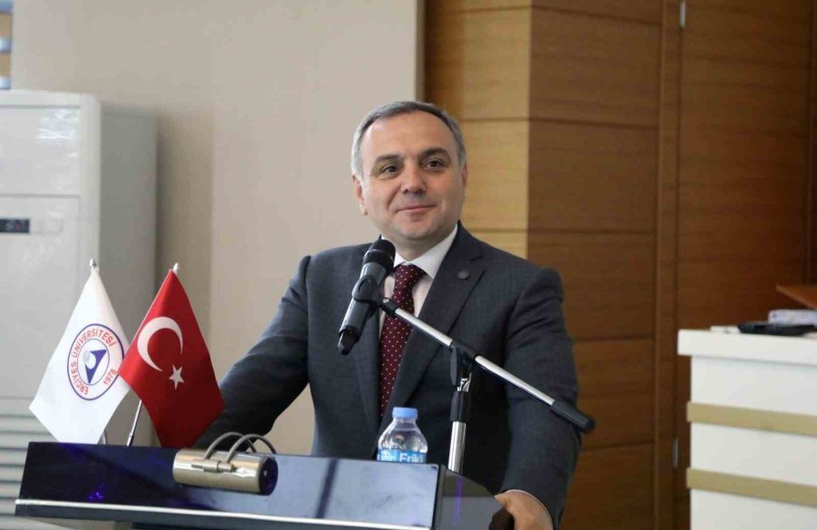 Rektör Altun, Teknofest’den Derece İle Dönen Erü’lü Öğrencileri Tebrik Etti