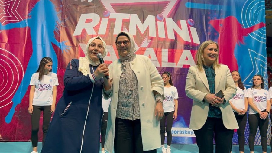 Kayseri Büyükşehir Belediyesi Spor A.ş. Bin Kişilik Kadro İle Ritmini Yakaladı