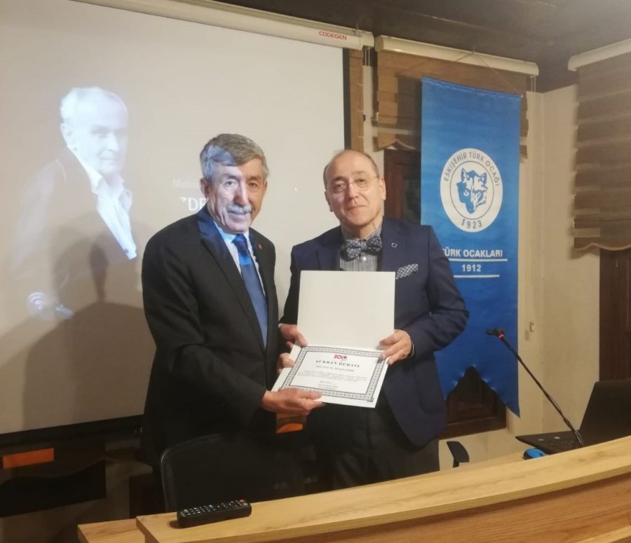 "türk Toplumunun Almanya’da Uyum Değil Kabul Edilme Sorunu Var"