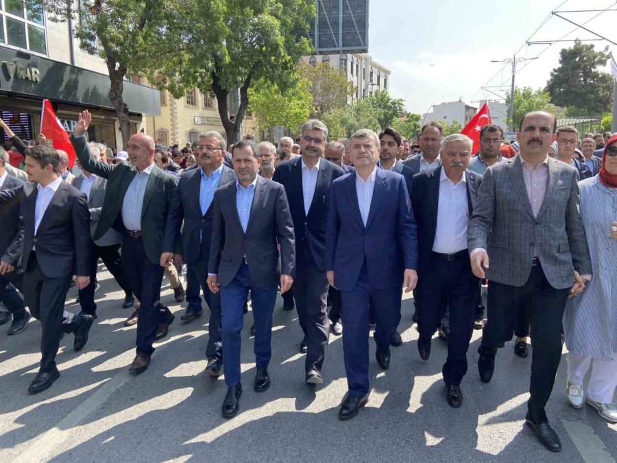 Ak Parti Konya Teşkilatı Seçim Çalışmalarını Yürüyüşle Tamamladı