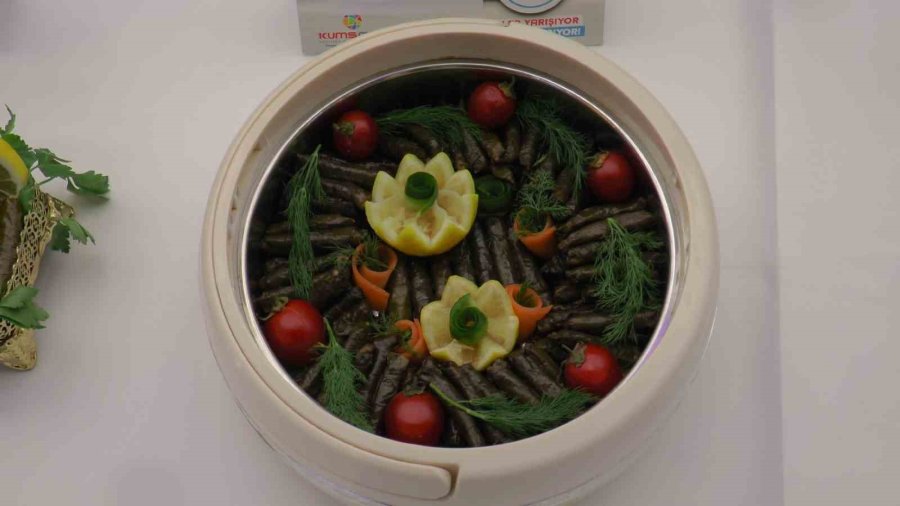 Hünerli Anneler, Anneler Günü’nde En Güzel Sarmayı Yapmak İçin Yarıştı