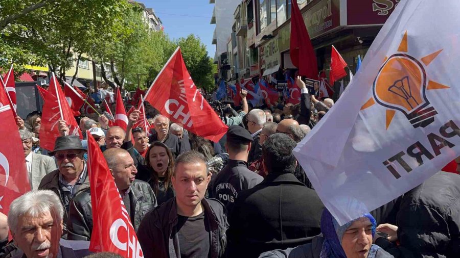 Eskişehir’de Propaganda Dönemini Her İki Parti De Kortej İle Tamamladı