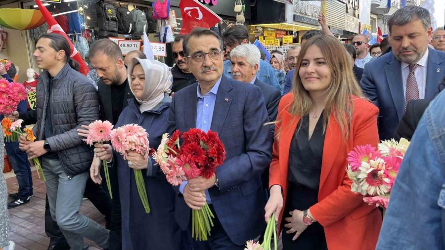 Eskişehir’de Propaganda Dönemini Her İki Parti De Kortej İle Tamamladı