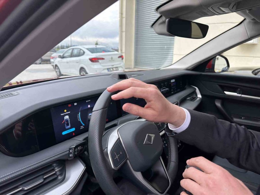 Bakan Dönmez’in Kullandığı Togg Bir Ayda 4 Bin 896 Kilometre Yol Kat Etti