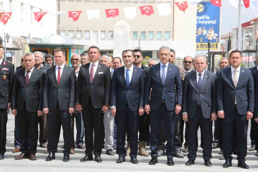 Karaman’da 746. Türk Dil Bayramı Törenle Kutlandı