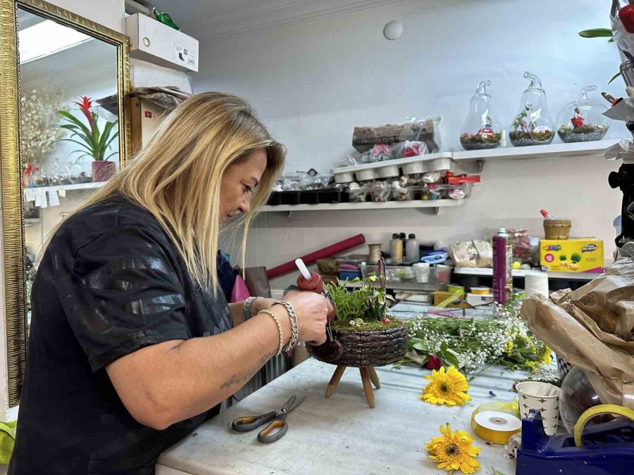 Eskişehirliler Oy Kullandıktan Sonra Çiçekçilerde Soluğu Aldı