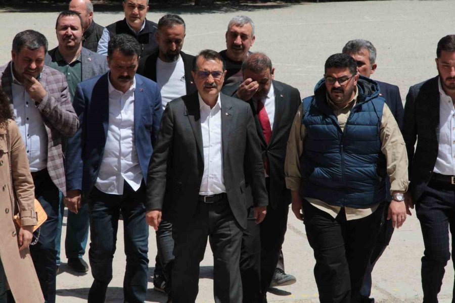 Bakan Dönmez’den Seçim Akşamı İle İlgili Elektrik Açıklaması