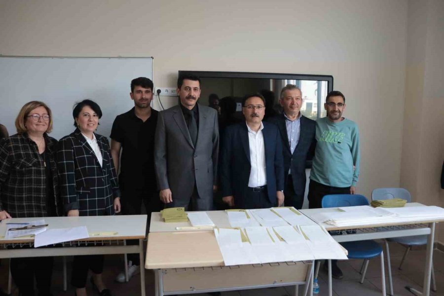 Vali Çiçek: “güzel Bir Ortamda Seçimi Götürüyoruz”