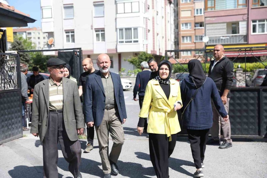 Başkan Çolakbayrakdar, Oyunu Ailesiyle Birlikte Kullandı