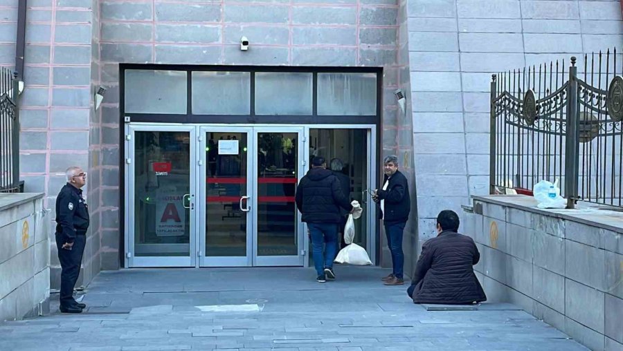 Sandık Sonuçları İl Seçim Kurulu’na Gelmeye Başladı