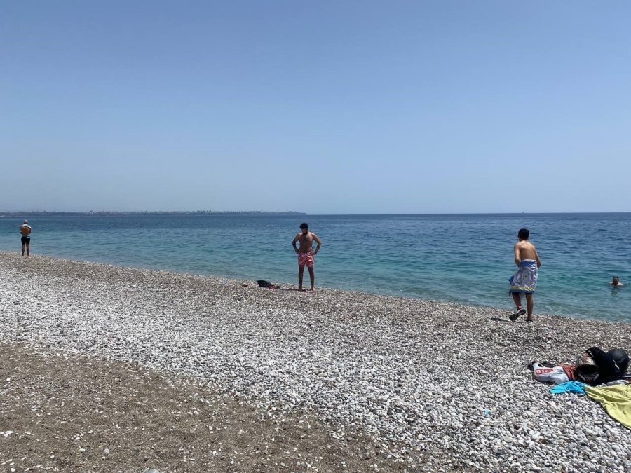 Boğulma Tehlikesi Geçiren Yaşlı Adam Kalp Masajıyla Hayata Tutundu