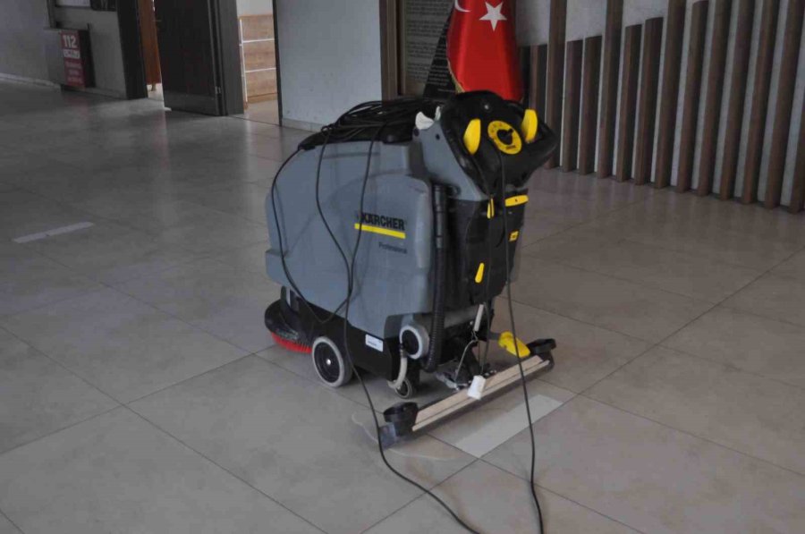 Sınıflar Ders İşlemek İçin Hazır Hale Getirildi