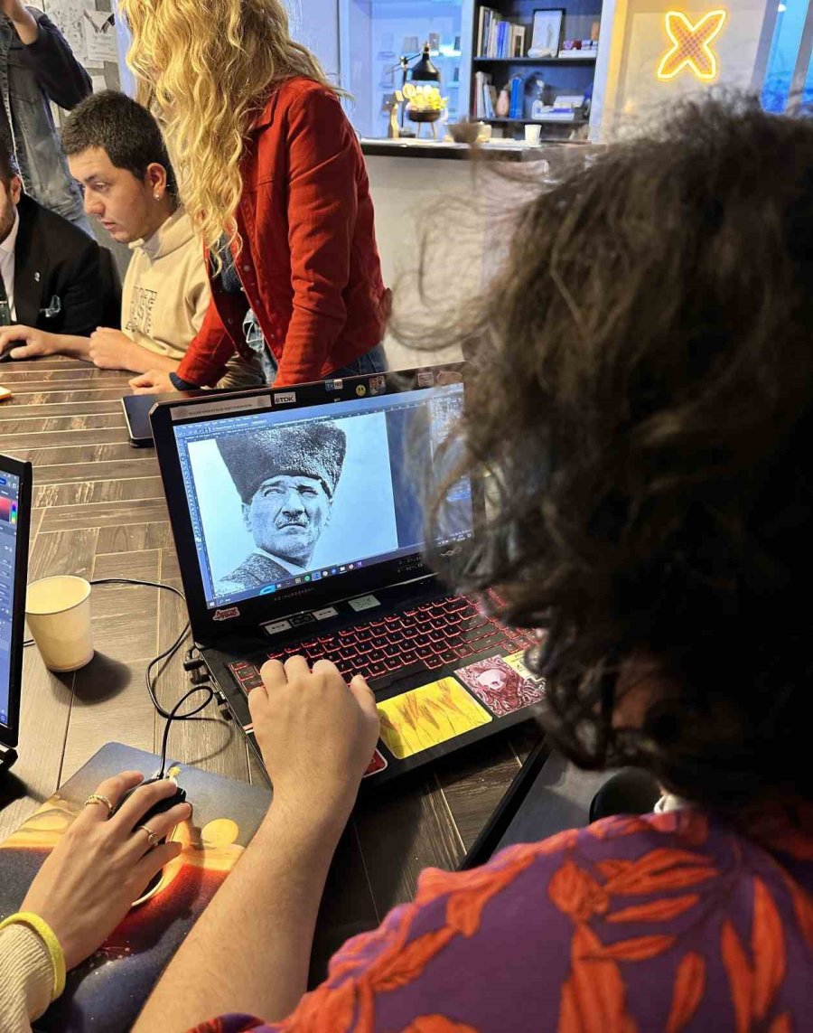 19 Mayıs Temalı Kolaj Atölyesi Düzenlendi