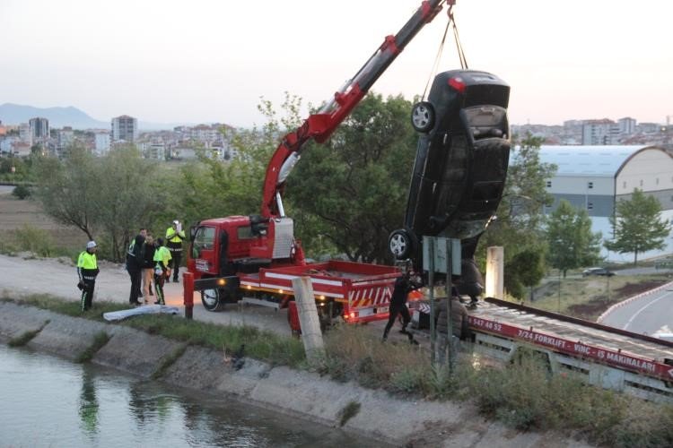 Karaman’da Otomobil Sulama Kanalına Uçtu: 1 Ölü