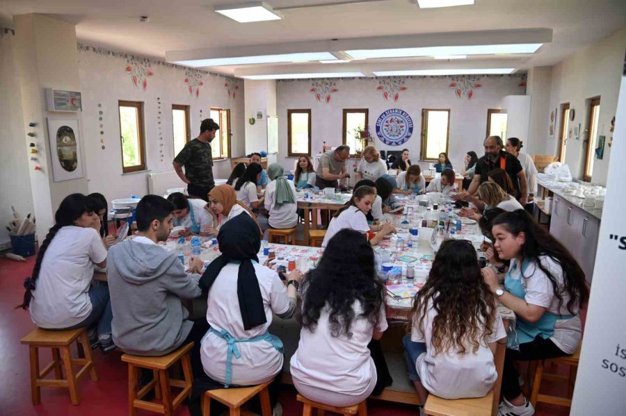 "sanata Dönüşen Motifler" Projesi Türk Kültürel Mirası Geleceğe Taşınıyor