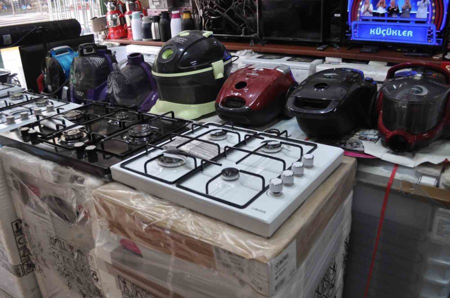 Evlilik Hazırlığı Yapanlar Beyaz Eşyalarını Erken Temin Ediyor