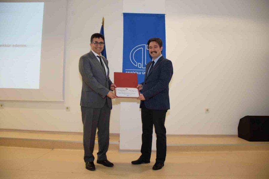 Eğitim Fakültesi’nden "atatürk Ve Gençlik" Konferansı