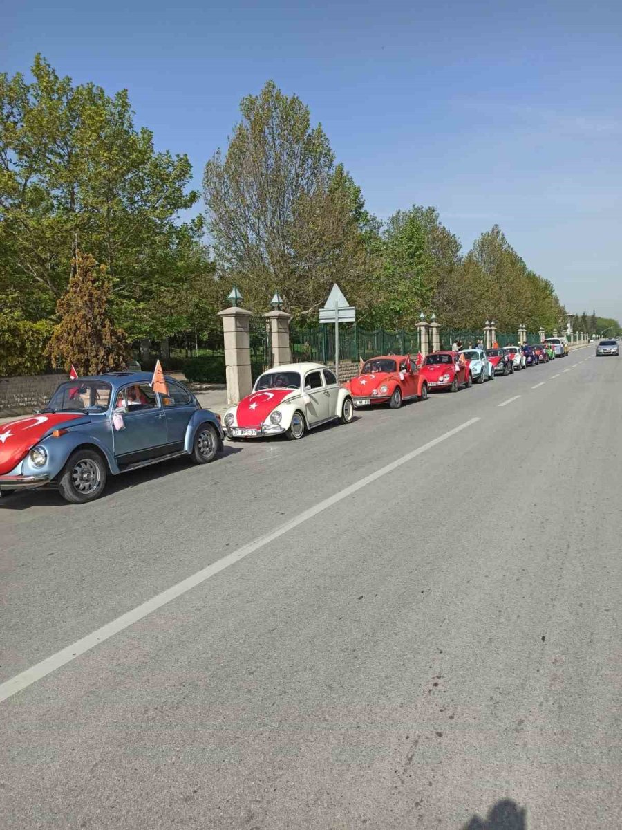 Askerlik Hayali Kuran 19 Özel Bireylere Vosvoslarla Türk Bayraklı Konvoy