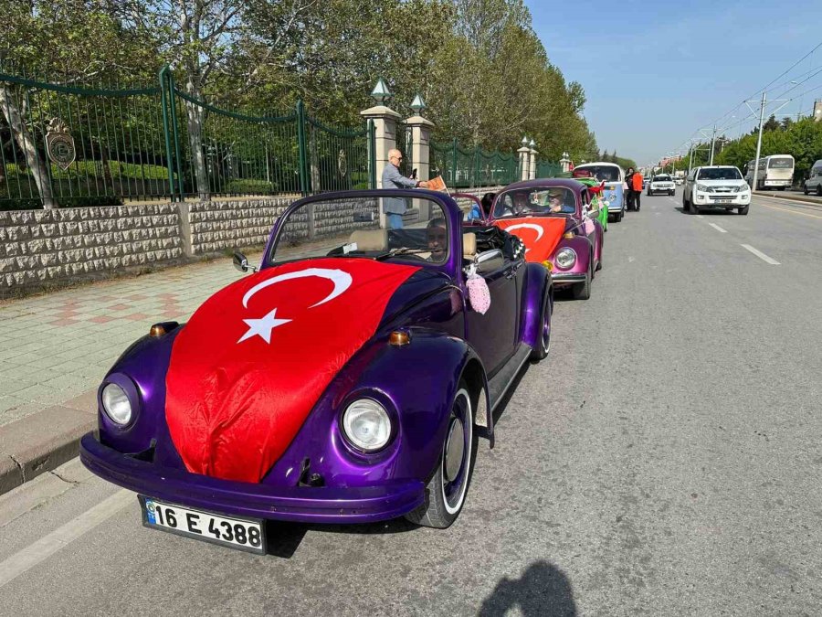 Askerlik Hayali Kuran 19 Özel Bireylere Vosvoslarla Türk Bayraklı Konvoy